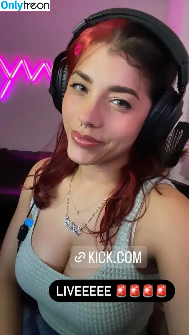 saltygummibear nude photo #0031 (saltygummibear)