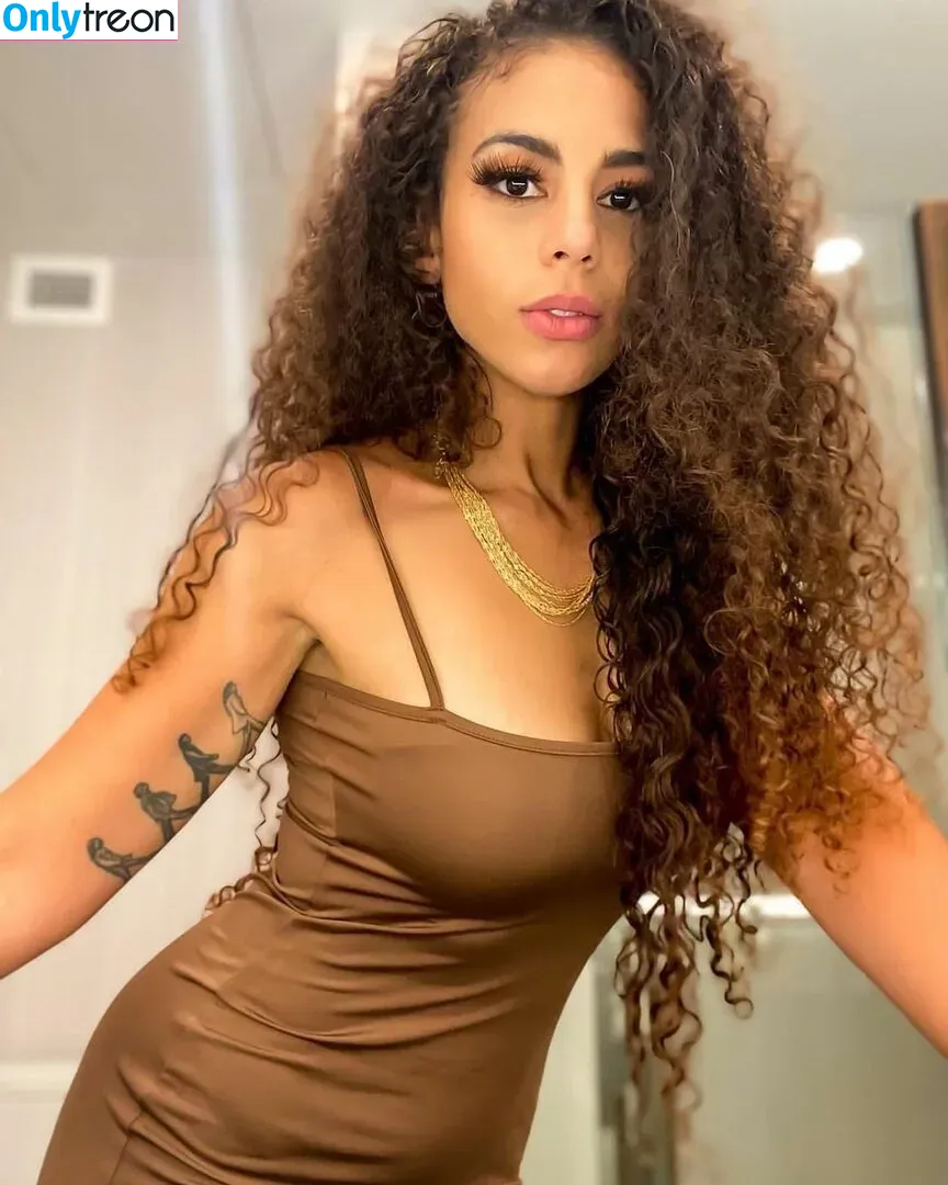 Samantha Irvin nude photo #0020 (WWE / samanthairvinwwe / samanthathebomb)