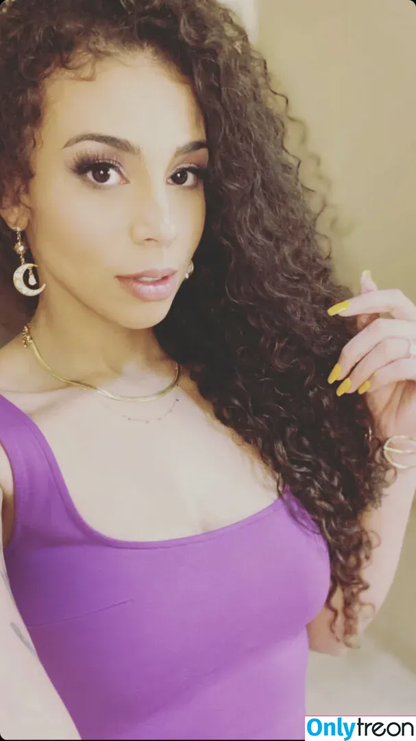 Samantha Irvin nude photo #0028 (WWE / samanthairvinwwe / samanthathebomb)