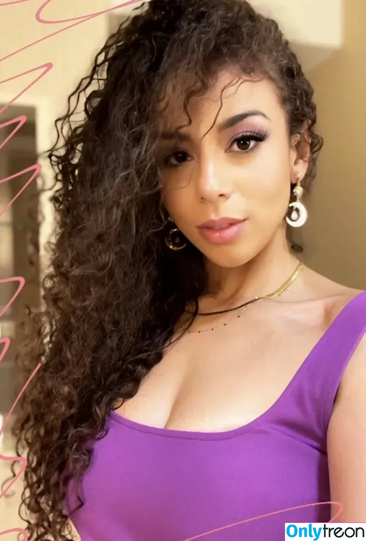 Samantha Irvin nude photo #0029 (WWE / samanthairvinwwe / samanthathebomb)