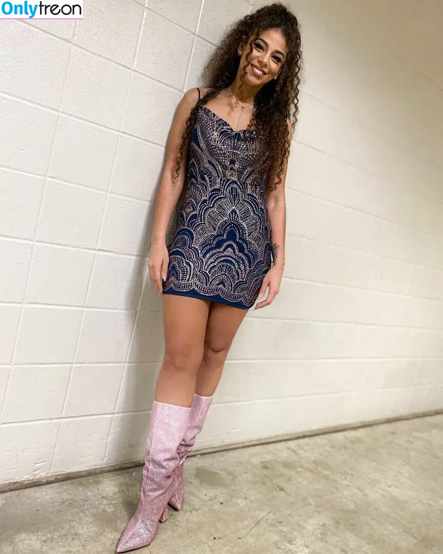 Samantha Irvin nude photo #0031 (WWE / samanthairvinwwe / samanthathebomb)