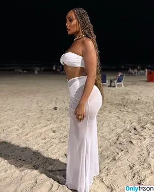 Samara Andrade / samara.andradeofc nude photo #0039
