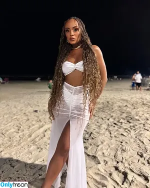 Samara Andrade / samara.andradeofc nude photo #0042