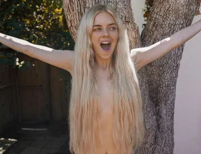 Samara Weaving / samweaving nude photo #0174