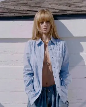 Samara Weaving / samweaving nude photo #0214