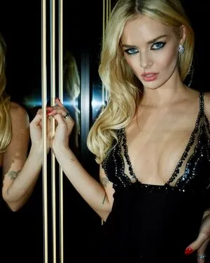 Samara Weaving / samweaving nude photo #0423