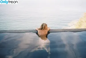 Samara Weaving / samweaving nude photo #0937