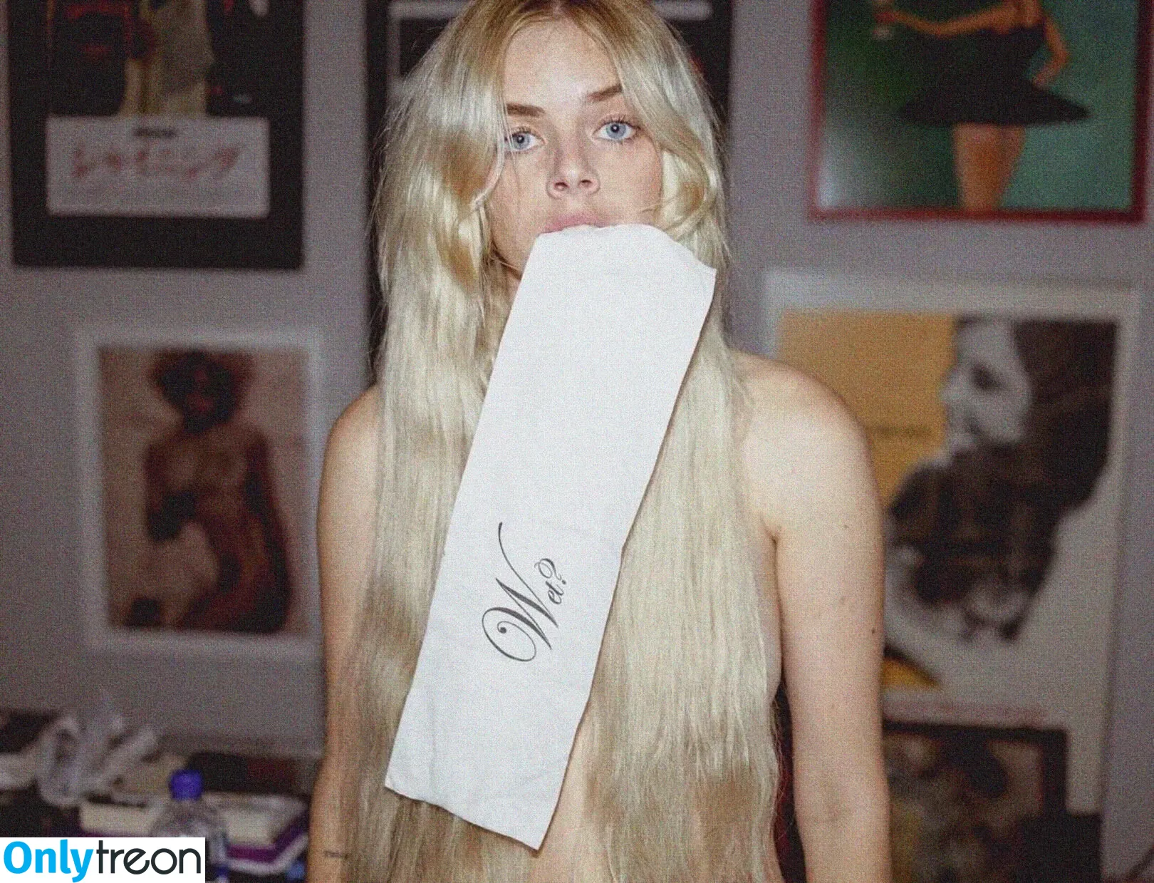 Samara Weaving nude photo #0173 (samweaving)
