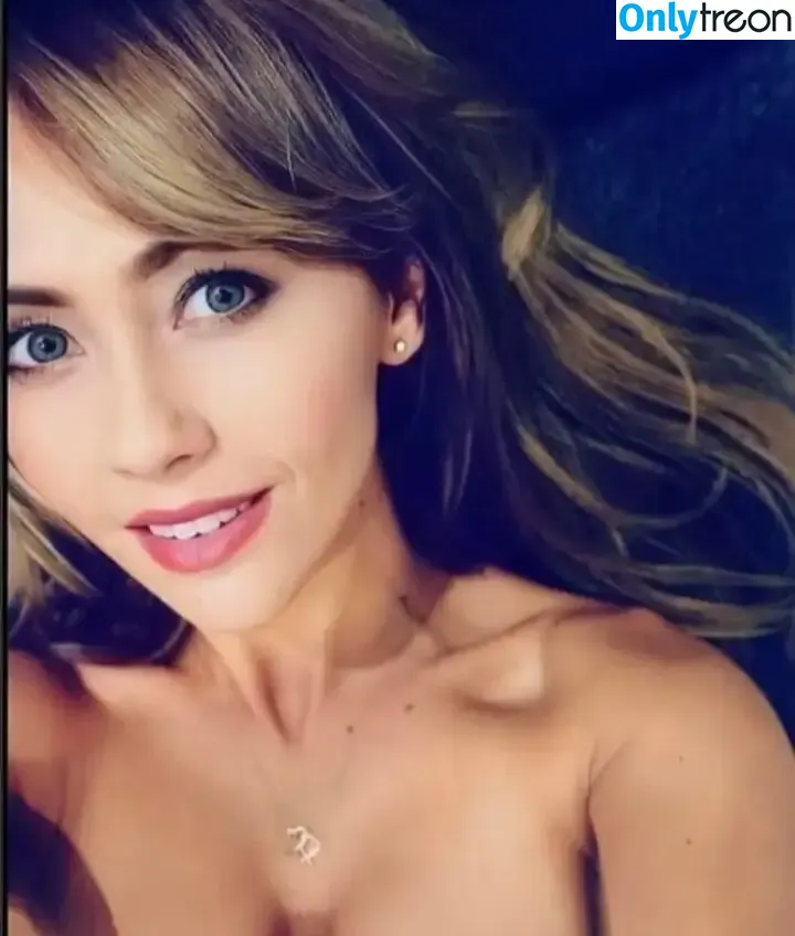 Samia Ghadie nude photo #0056 (Longchambon / samia_longchambon)