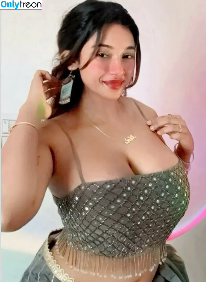 Samruddhi Kakade nude photo #0021 (Samruddhi Kakade)