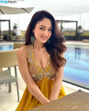 Sandeepa Dhar / iamsandeepadhar nude photo #0001