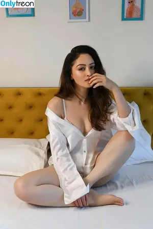 Sandeepa Dhar / iamsandeepadhar nude photo #0019