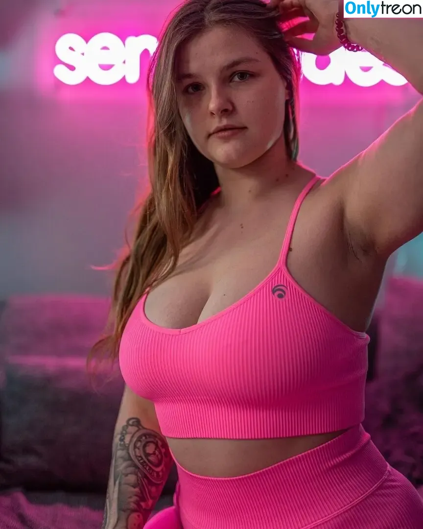 Sandy.Prehm nude photo #0034 (sandyprhm)