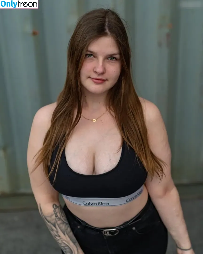 Sandy.Prehm nude photo #0092 (sandyprhm)