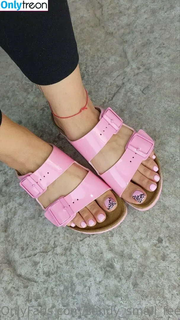 sandy_small_feet nude photo #0016 (little_sandy_feet)
