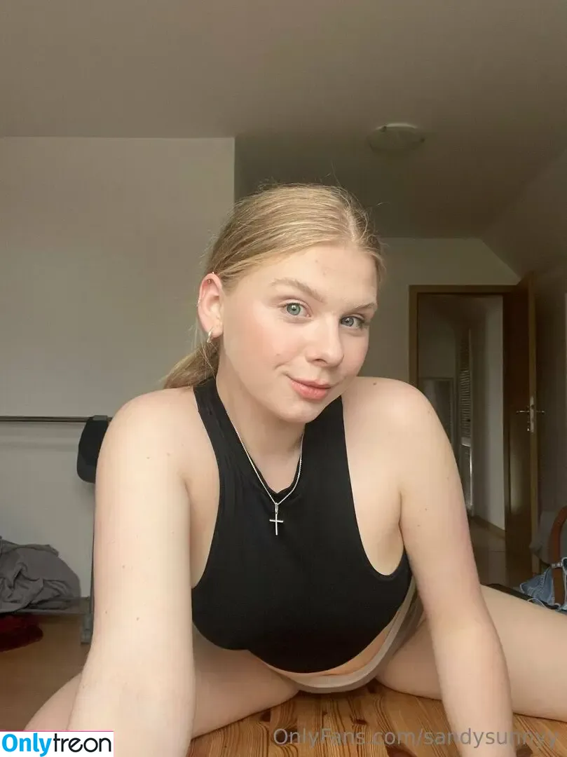 sandysunnyy nude photo #0086 (sandybunnyy / your_ordinary_girl)