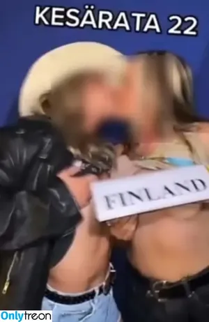 Sanna Marin / Finnish Prime Minister: / sannamarin nude photo #0388