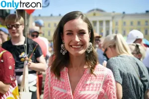 Sanna Marin / Finnish Prime Minister: / sannamarin nude photo #0391