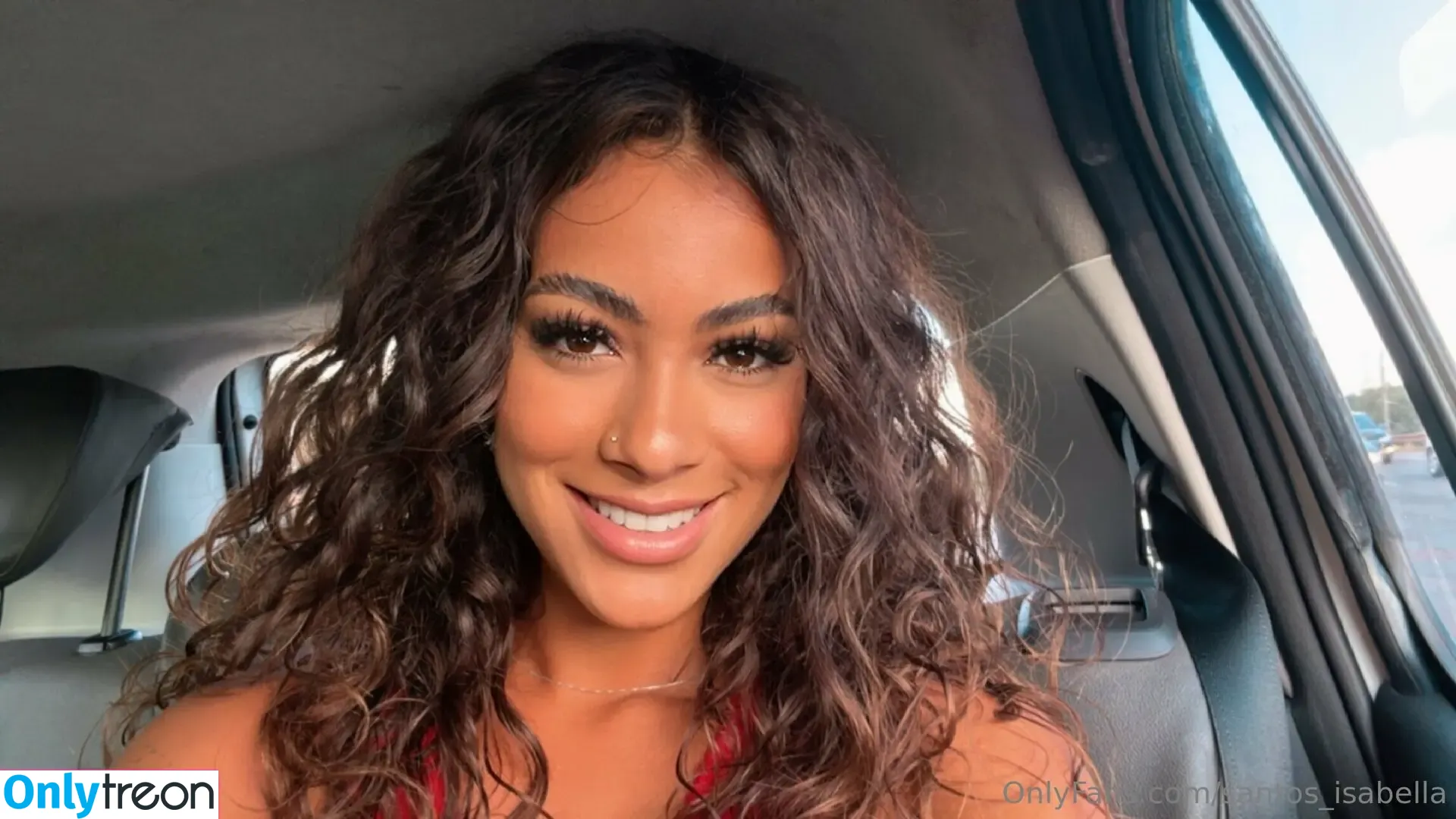 santos_isabella nude photo #0108 (santos_isabella_)