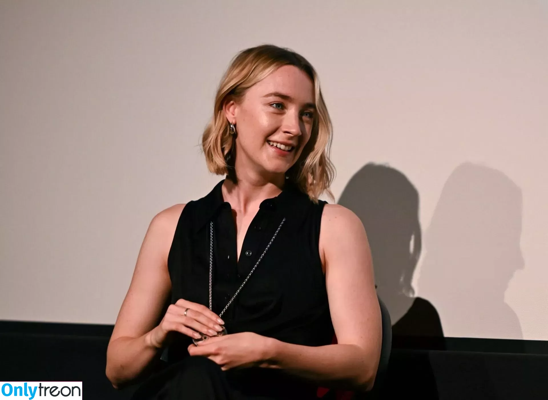 Saoirse Ronan nude photo #0254 (ronan.saoirse)