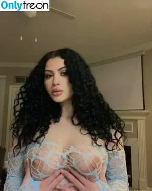  nude photo #0007