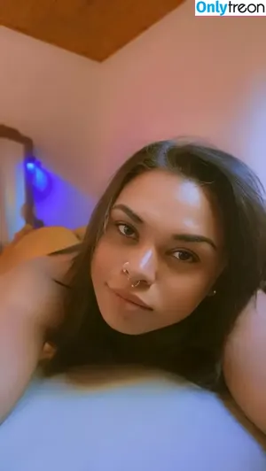 Sara Pikut / sarahpinku / sarapikut nude photo #0017