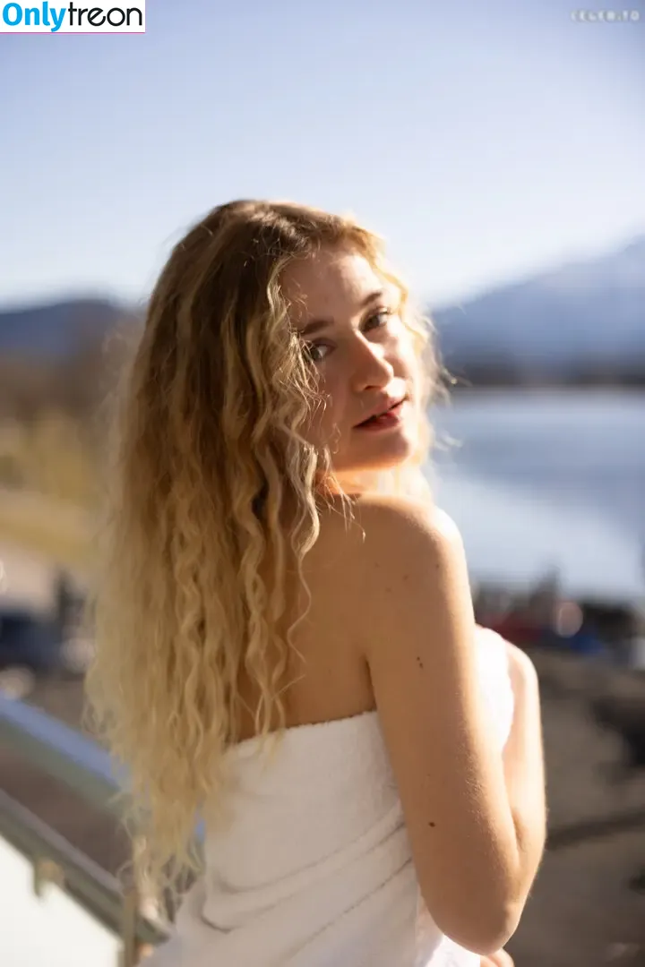 Sara russek nude photo #0030 (JonasHaid)
