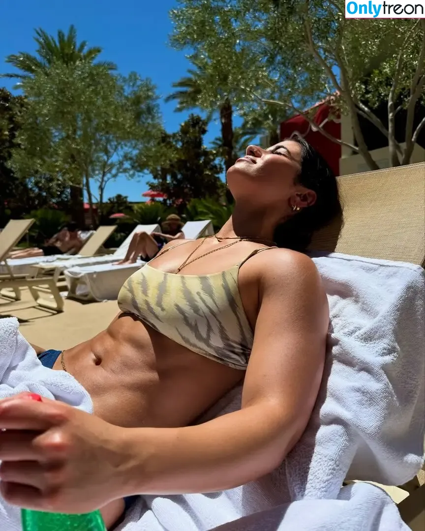 Sara Saffari nude photo #0839 (sarasaffari__)