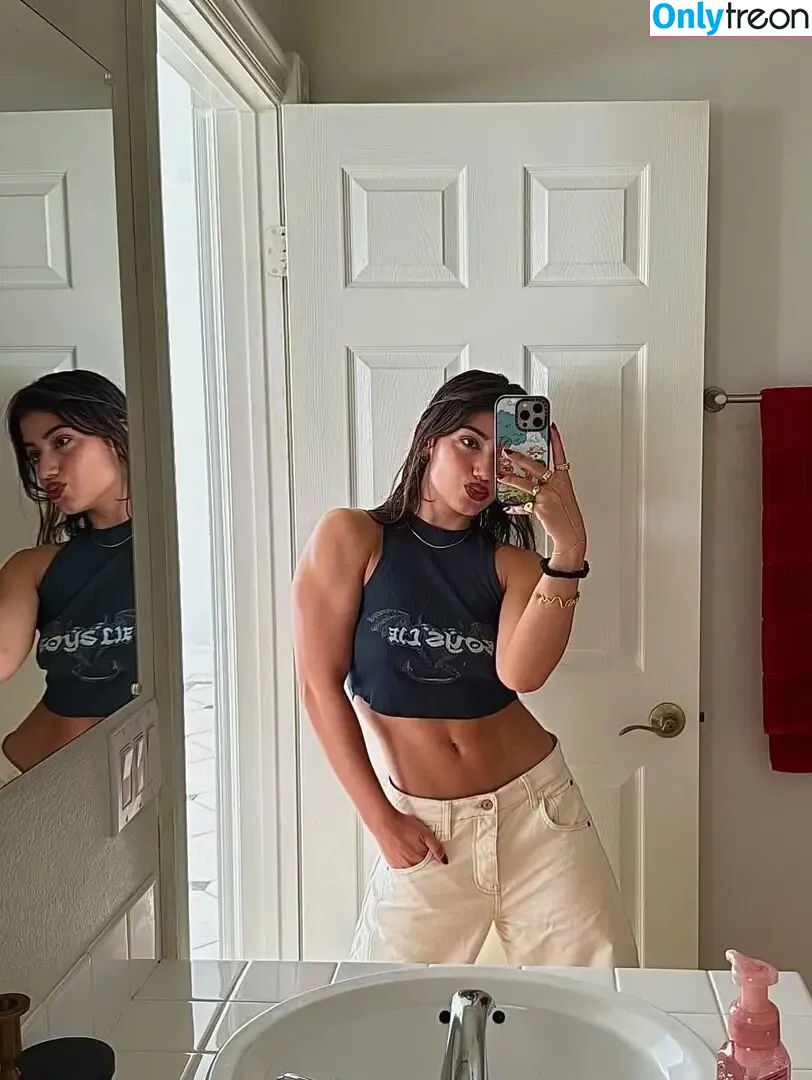 Sara Saffari nude photo #0872 (sara_saffari / sarasaffari__)
