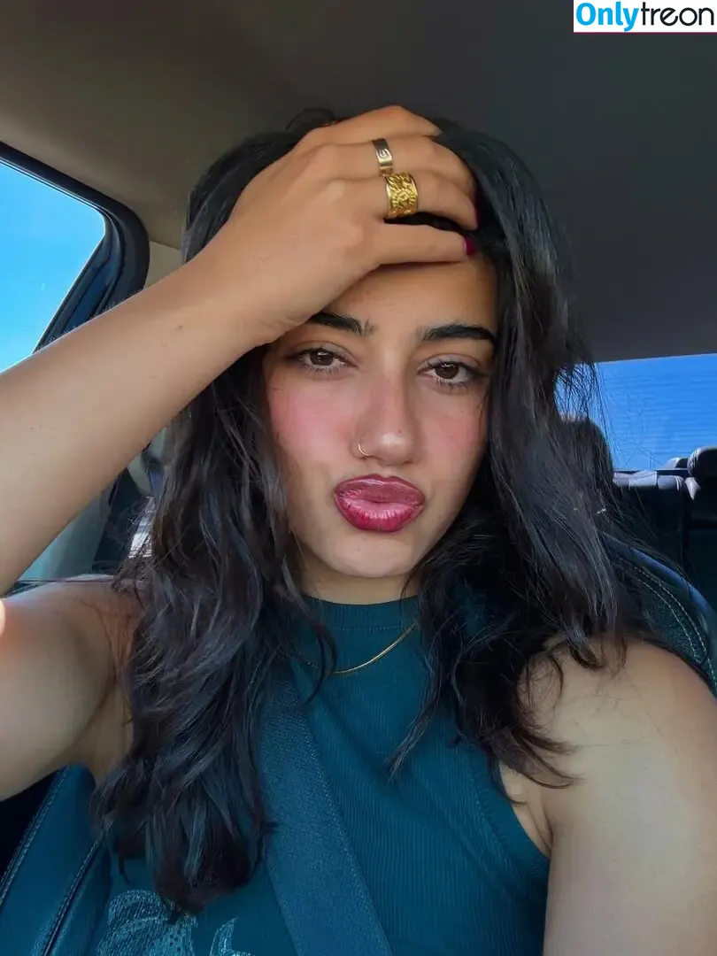 Sara Saffari nude photo #0875 (sara_saffari / sarasaffari__)