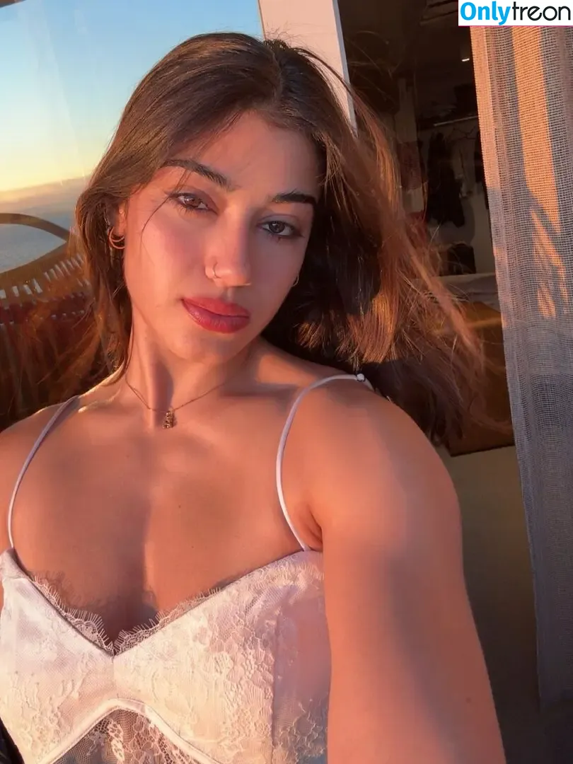 Sara Saffari nude photo #0878 (sara_saffari / sarasaffari__)