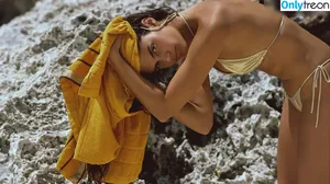 Sara Sampaio / SaraSampaio nude photo #0292