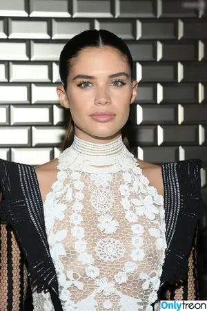 Sara Sampaio / SaraSampaio nude photo #0333