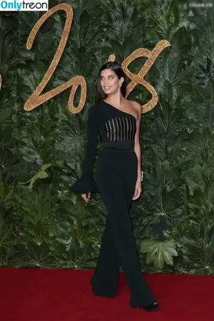 Sara Sampaio / SaraSampaio nude photo #0711