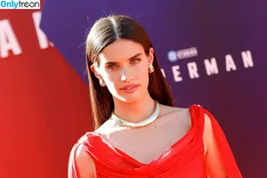 Sara Sampaio / SaraSampaio nude photo #0771