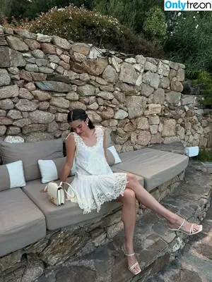 Sara Sampaio / SaraSampaio nude photo #0783
