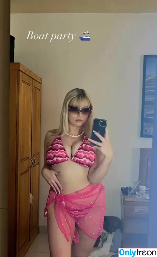 Sarah Anne Hooper nude photo #0061 (sarahannehooper)