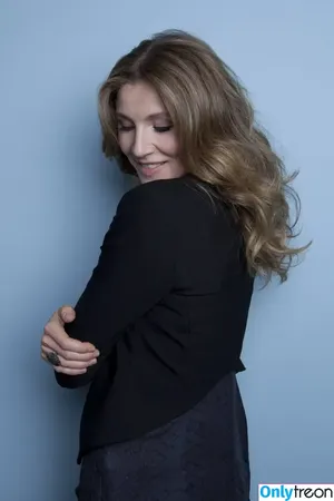 Sarah Chalke / sarahchalke nude photo #0124
