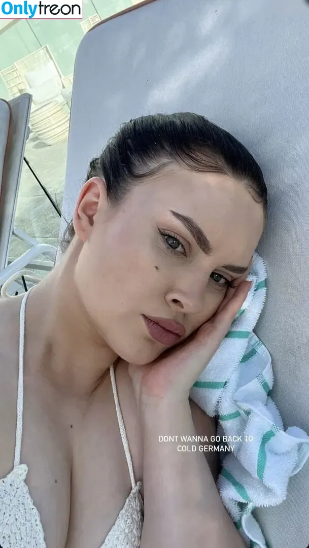 Sarah Foxx nude photo #0030 (sarah.foxx)