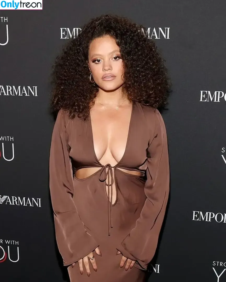 Sarah Jeffery nude photo #0124 (lazy_lewds55 / sarahmjeffery)
