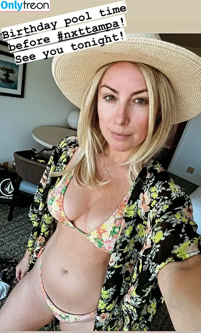 Sarah Schreiber nude photo #0219 (sarahschreiber)