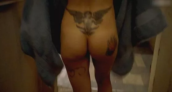 Sarah Shahi / SarahShahi nude photo #0203
