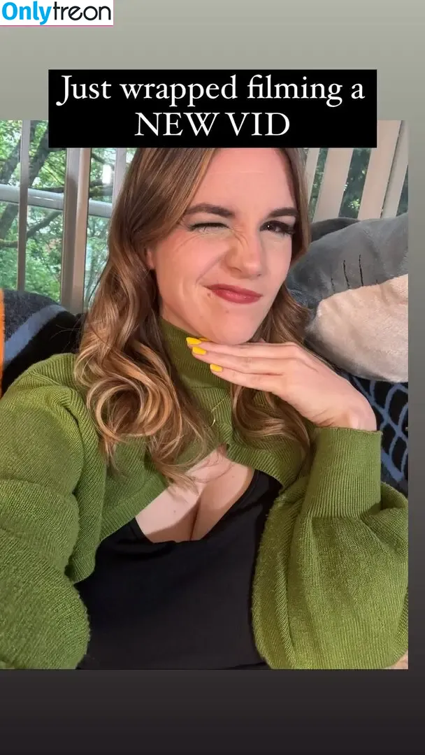 Sarah Z nude photo #0108 (heirrogant / marysuewriter / sarahz)