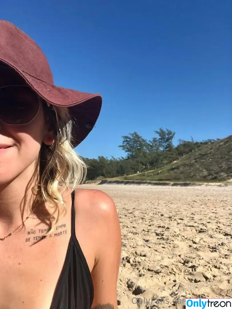 sarahfairrr nude photo #0003 (sarahfairrr)