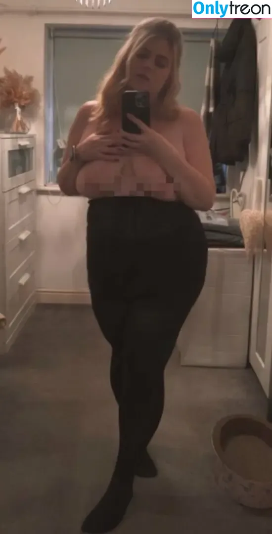 SarahLouxxx nude photo #0028 (Sarahlou011291x / Sarahx1991x / sarahlou91xxx)