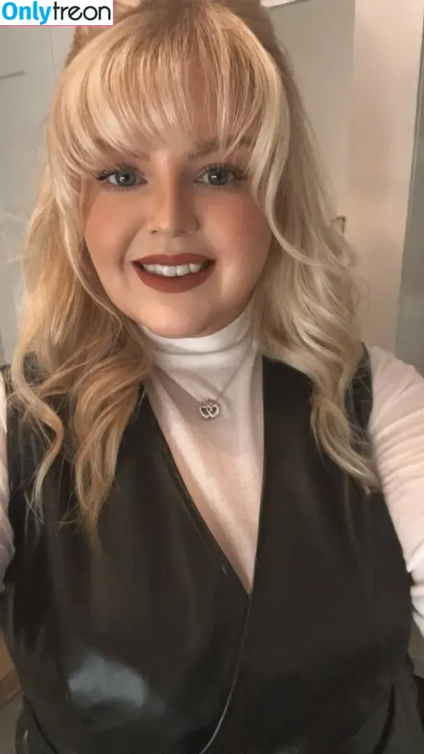 SarahLouxxx nude photo #0032 (Sarahlou011291x / Sarahx1991x / sarahlou91xxx)