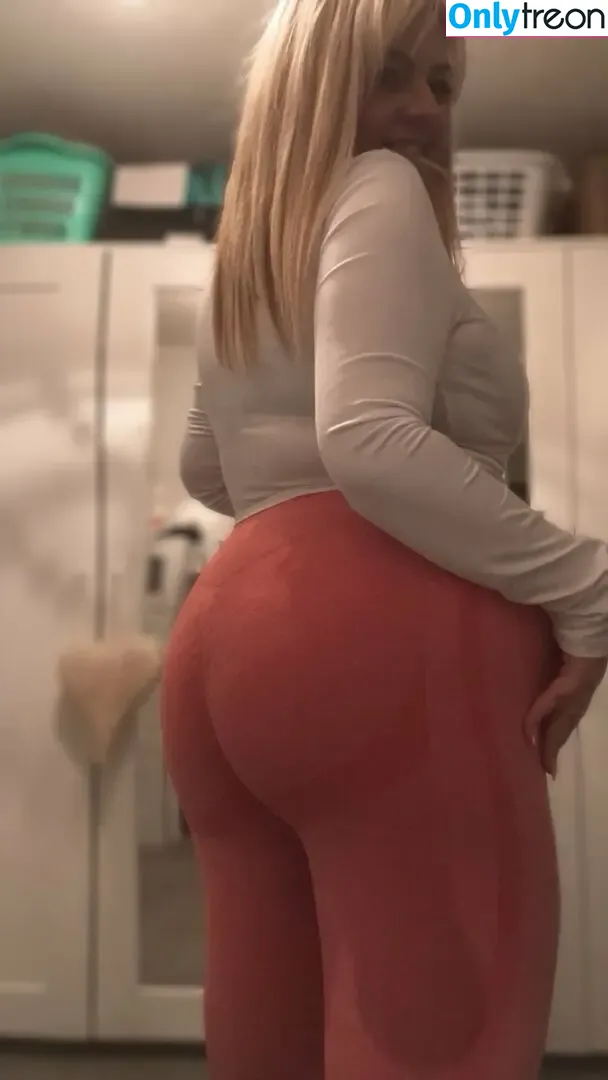 SarahLouxxx nude photo #0037 (Sarahlou011291x / Sarahx1991x / sarahlou91xxx)