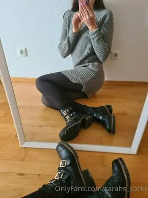 Sarahs_fetish_world / fabulous-me / magical_me22 nude photo #0024