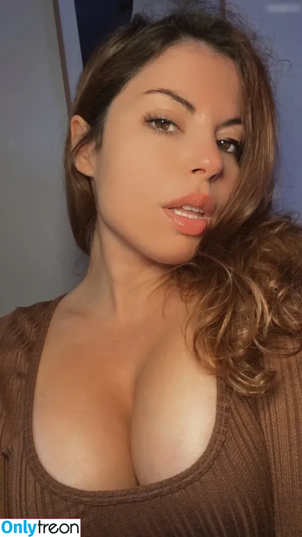 sarahsasmrhouse nude photo #0051 (sarahs_asmr_house)