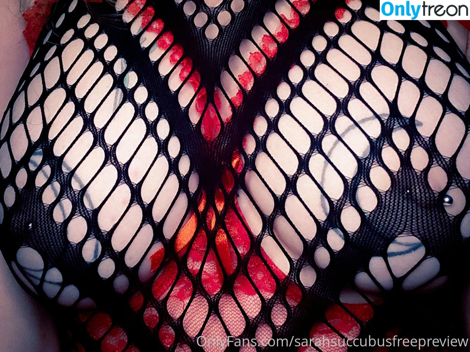 sarahsuccubusfreepreview nude photo #0003 (sarahspeaksup)